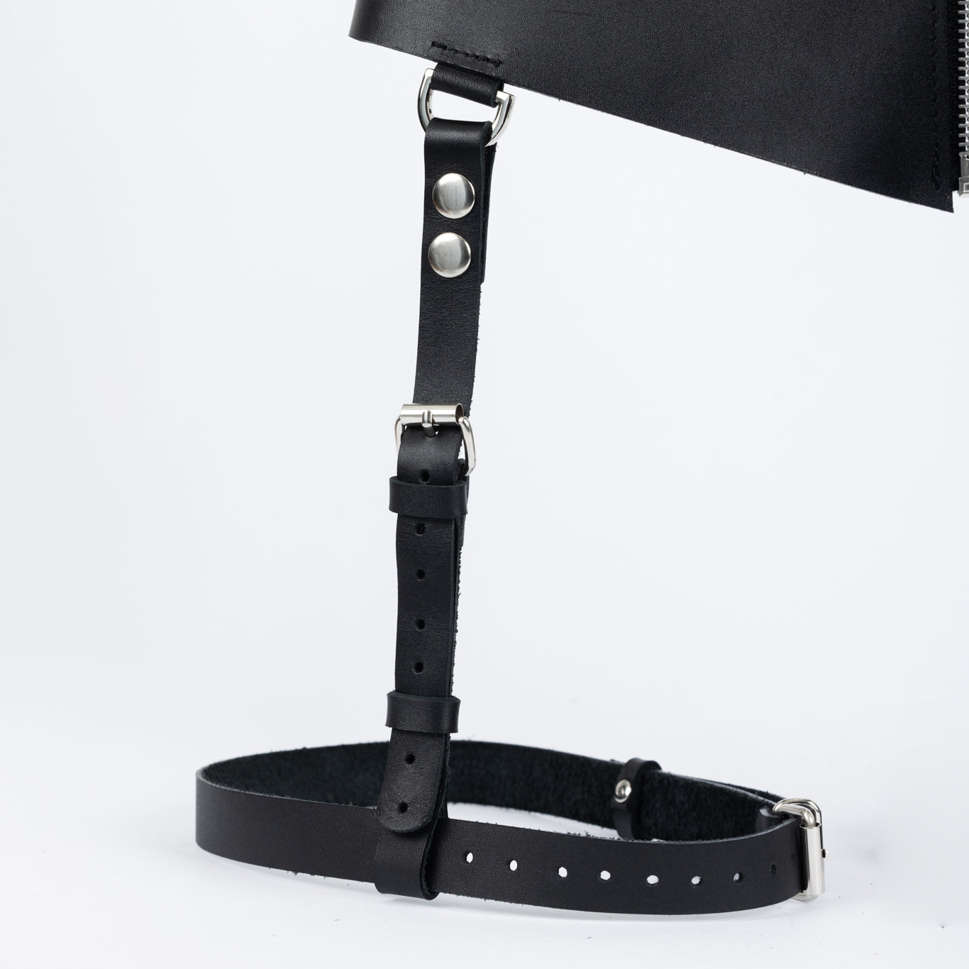 Bustier with suspenders